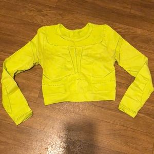 FABLETICS NEON GREEN SEAMLESS CROP TOP